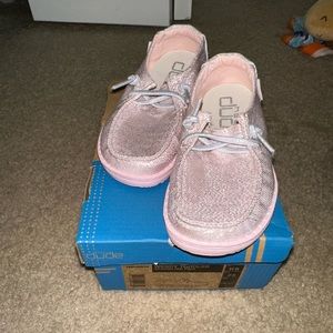 NWT hey dude toddler Wendy sparkling pink